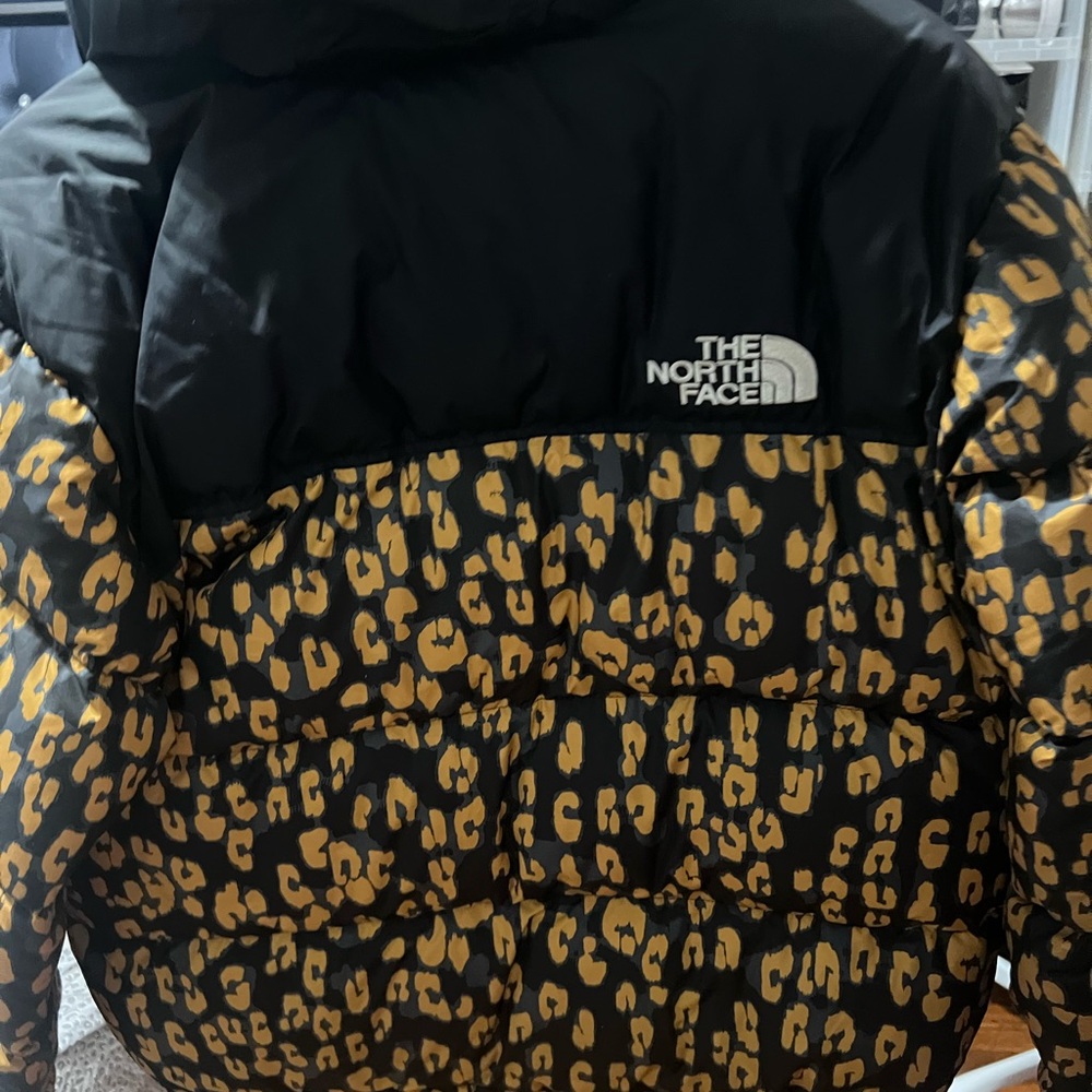 Woman North Face puffer - Picture 9 of 9